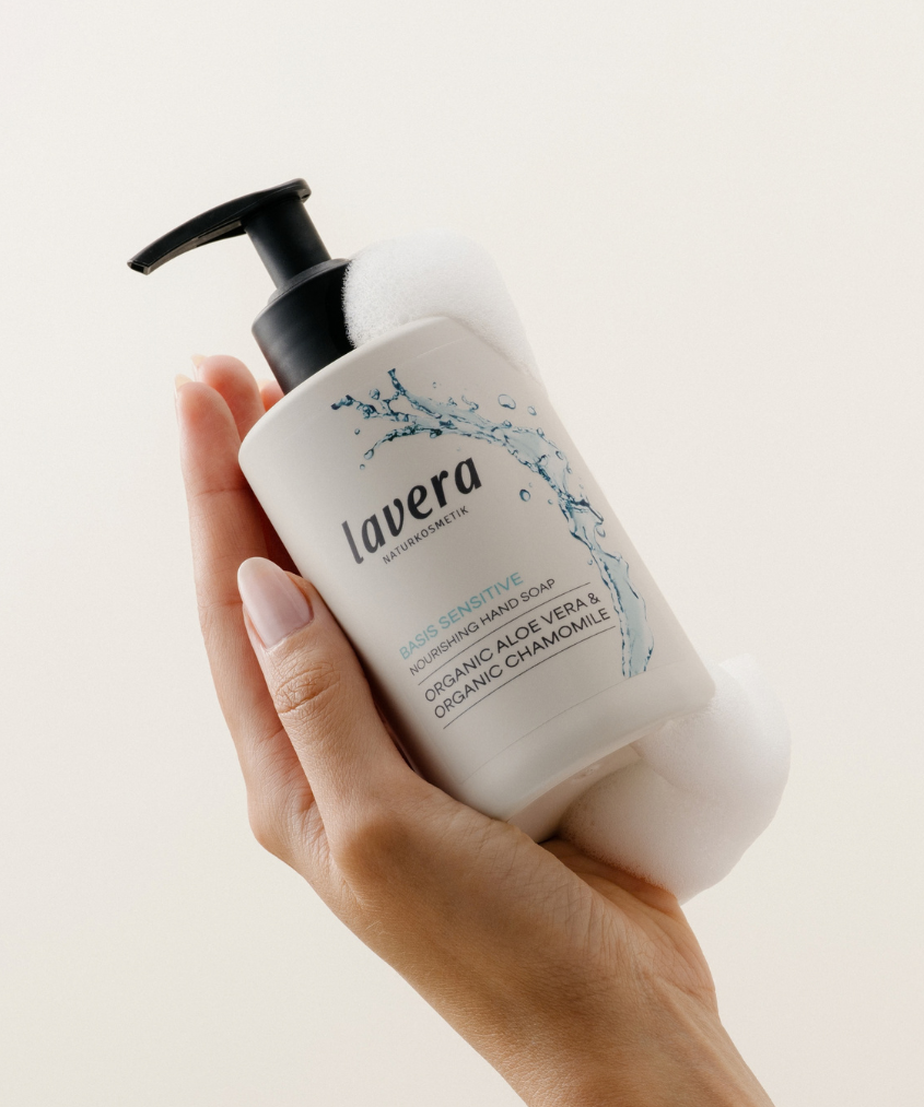 lavera Soin Lavant Mains basis sensitive lors de l'application
