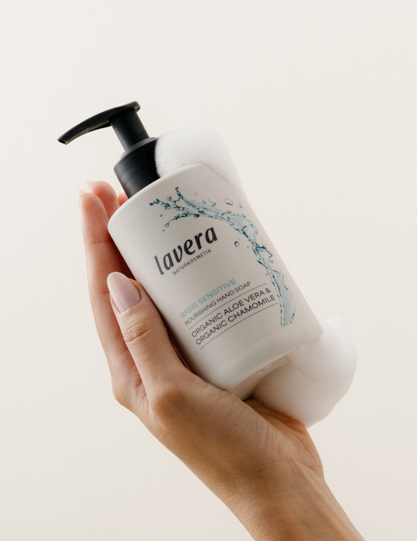 lavera Soin Lavant Mains basis sensitive lors de l'application