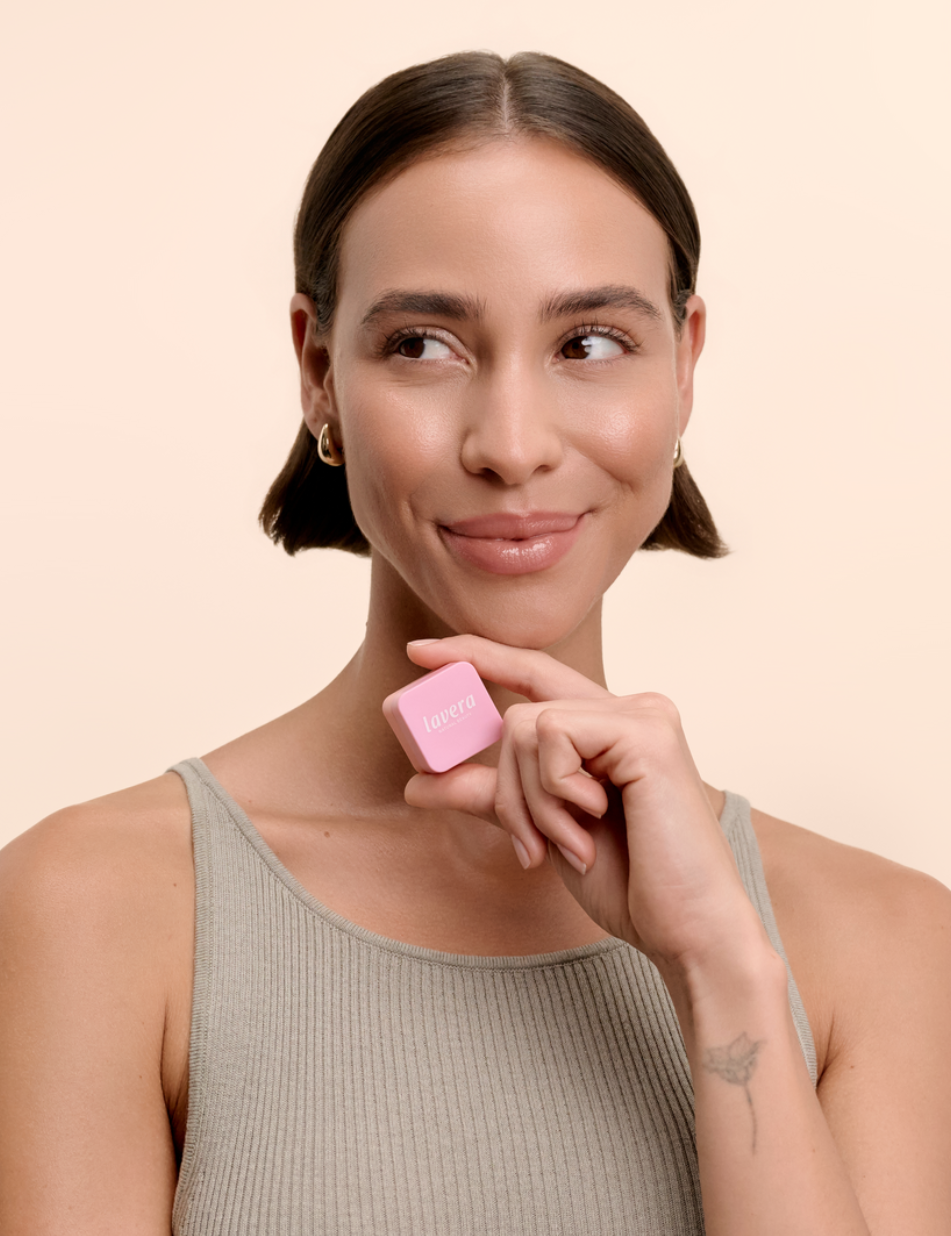 lavera The Cube – Restore & Protect Balm during application