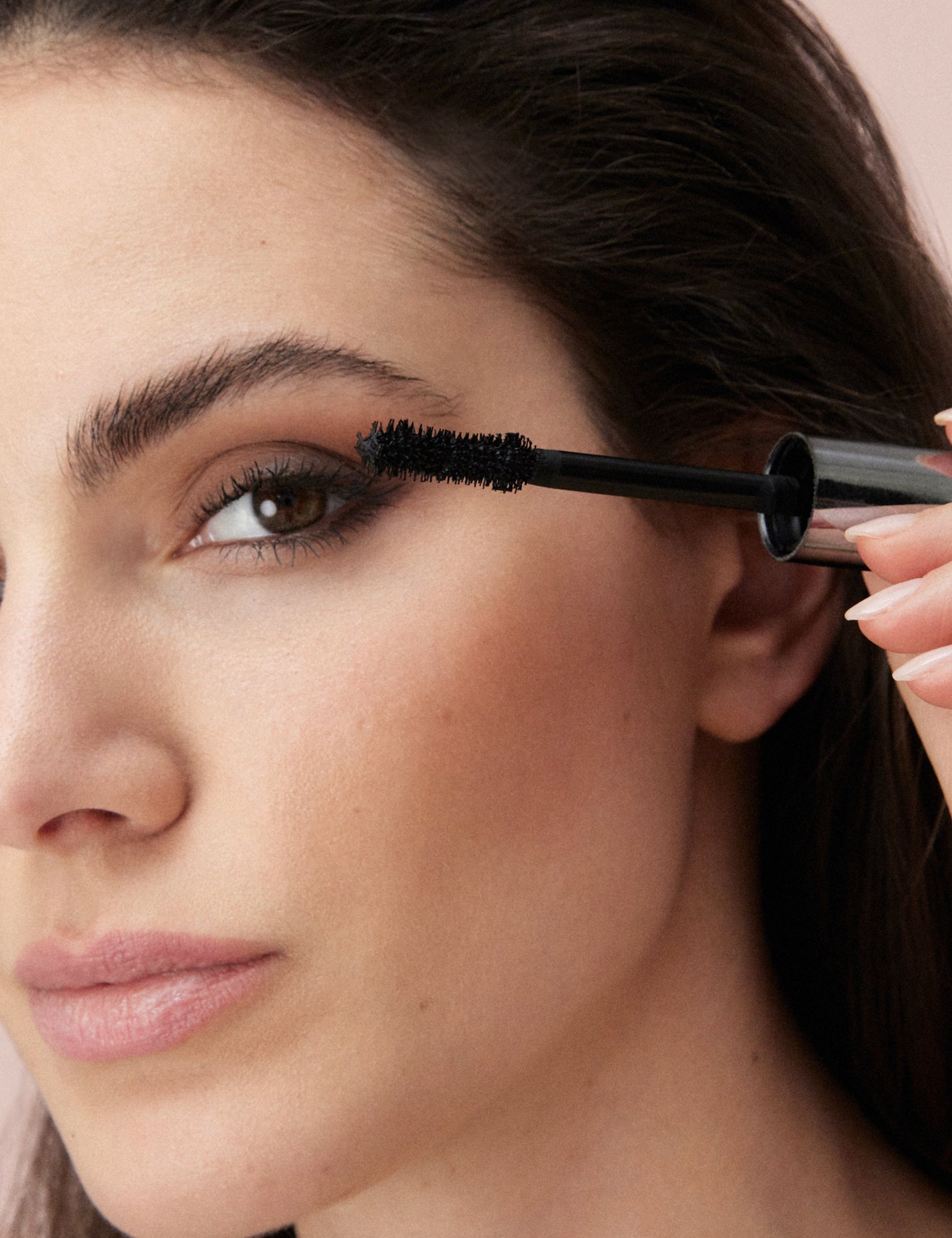 lavera Lash to Impress Mascara -Black- lors de l'application