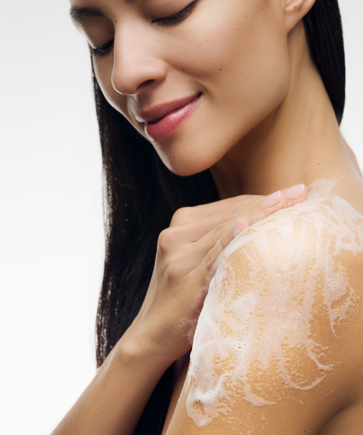 lavera Body Wash Refresh Me during application