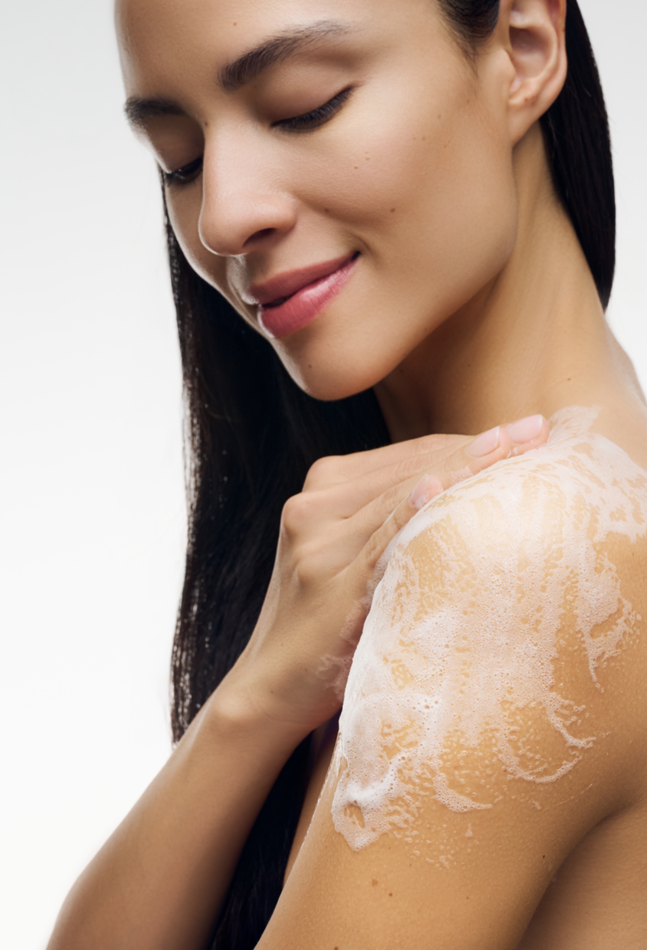 lavera Body Wash Refresh Me during application