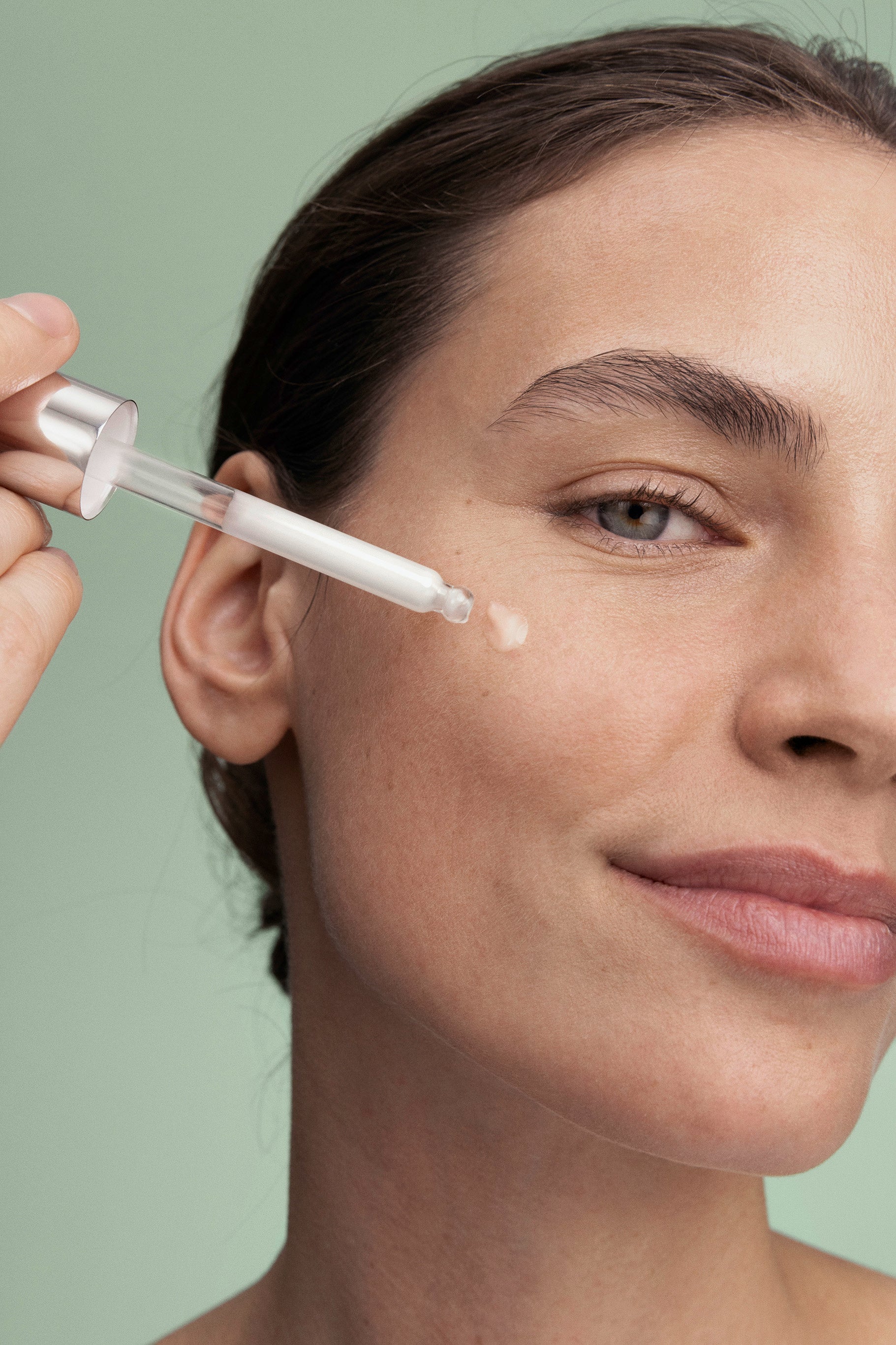 lavera Pure Beauty Serum lors de l'application