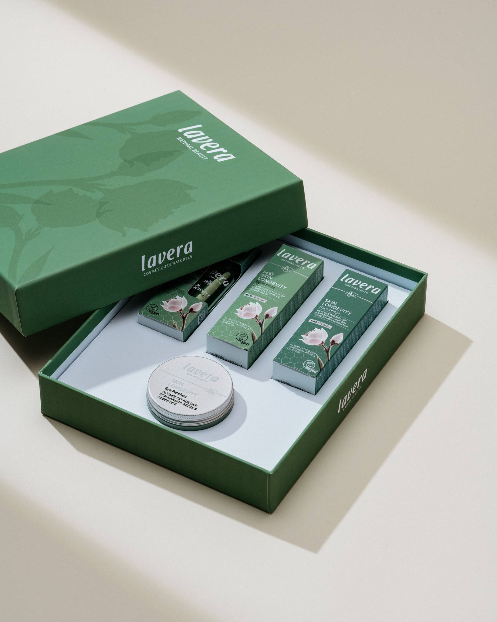 lavera Skin Longevity Routine Complete Set lors de l'application