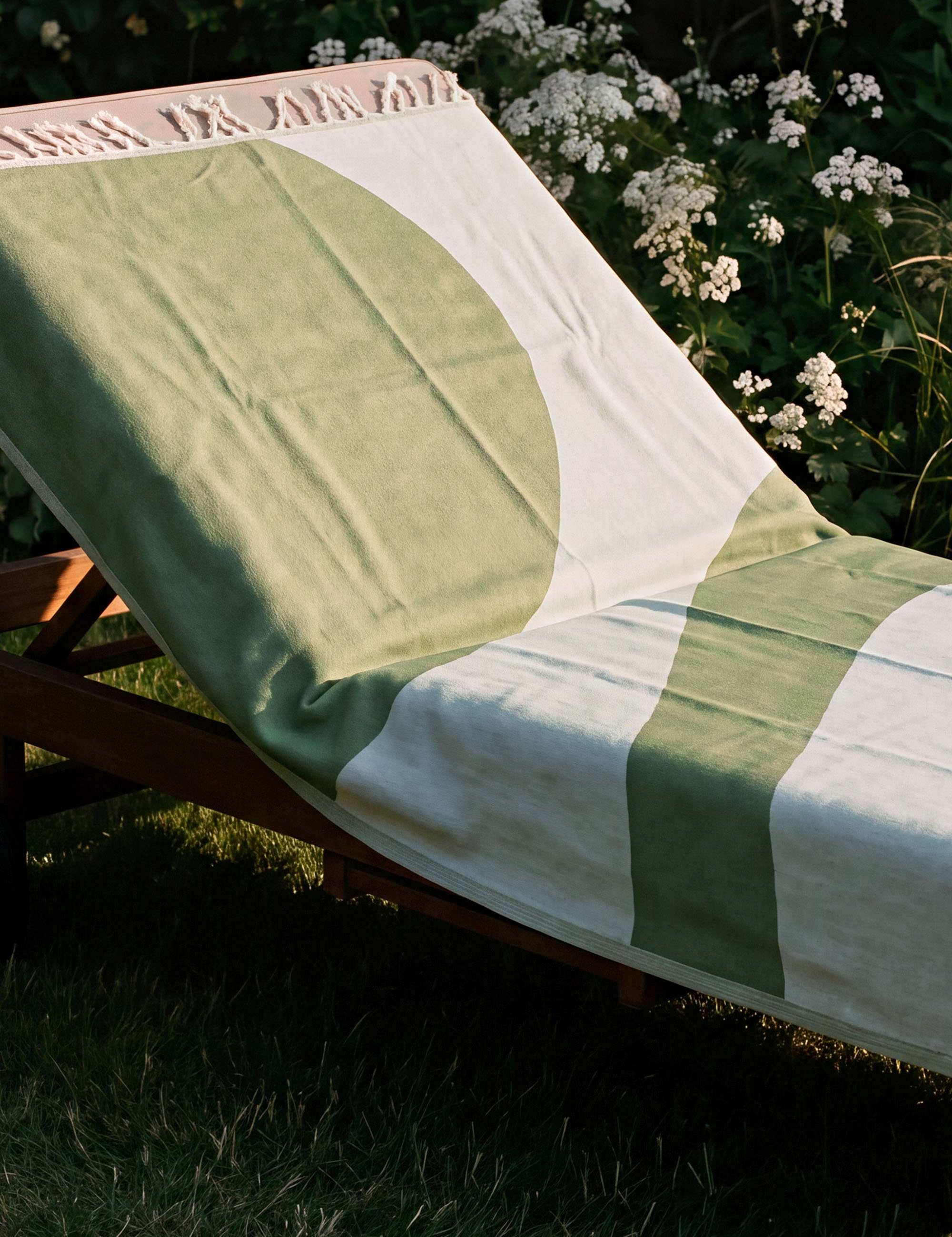 lavera Serviette de plage – Sage Green