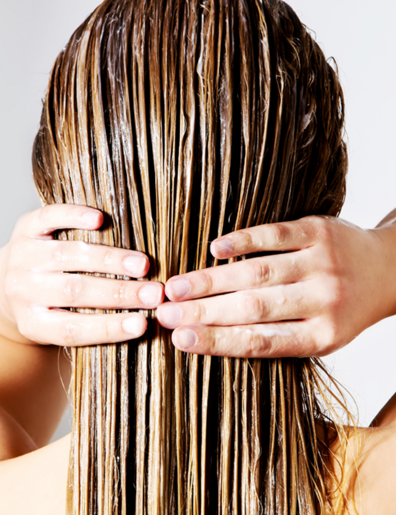lavera Après-Shampooing Repair & Protect lors de l'application