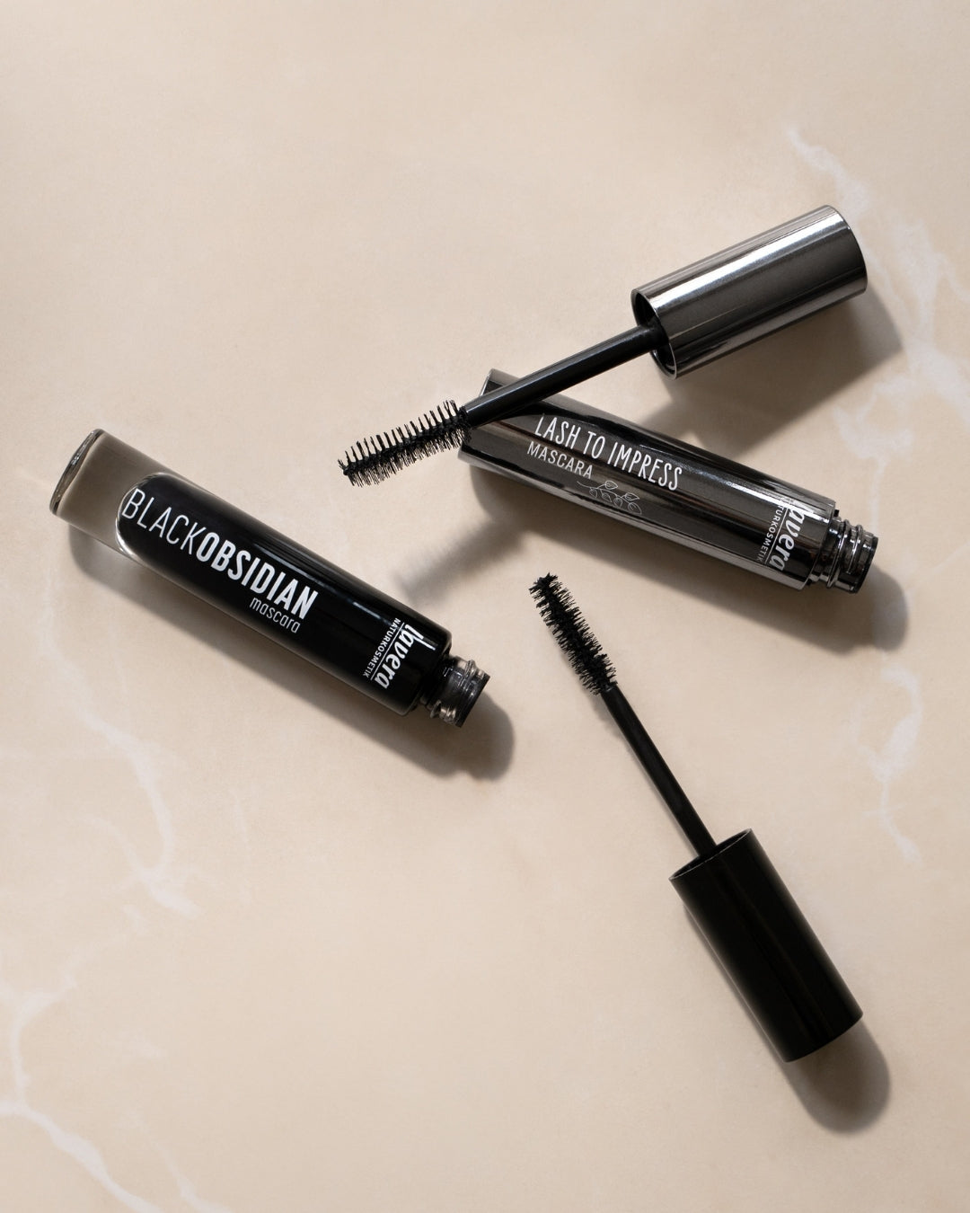Black Obsidian und Lash to Impress Mascara