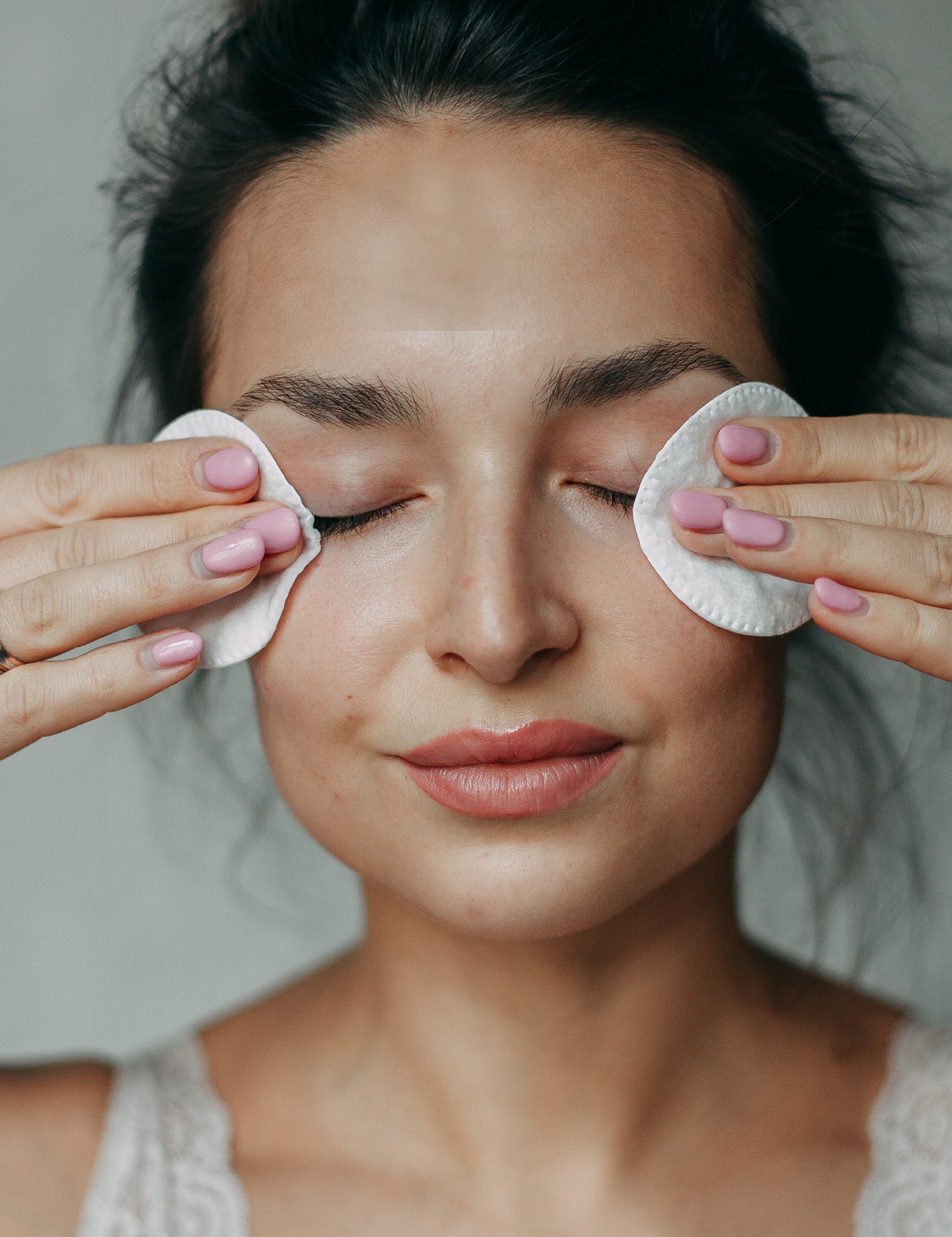 lavera Soft Eye Make-up Remover lors de l'application