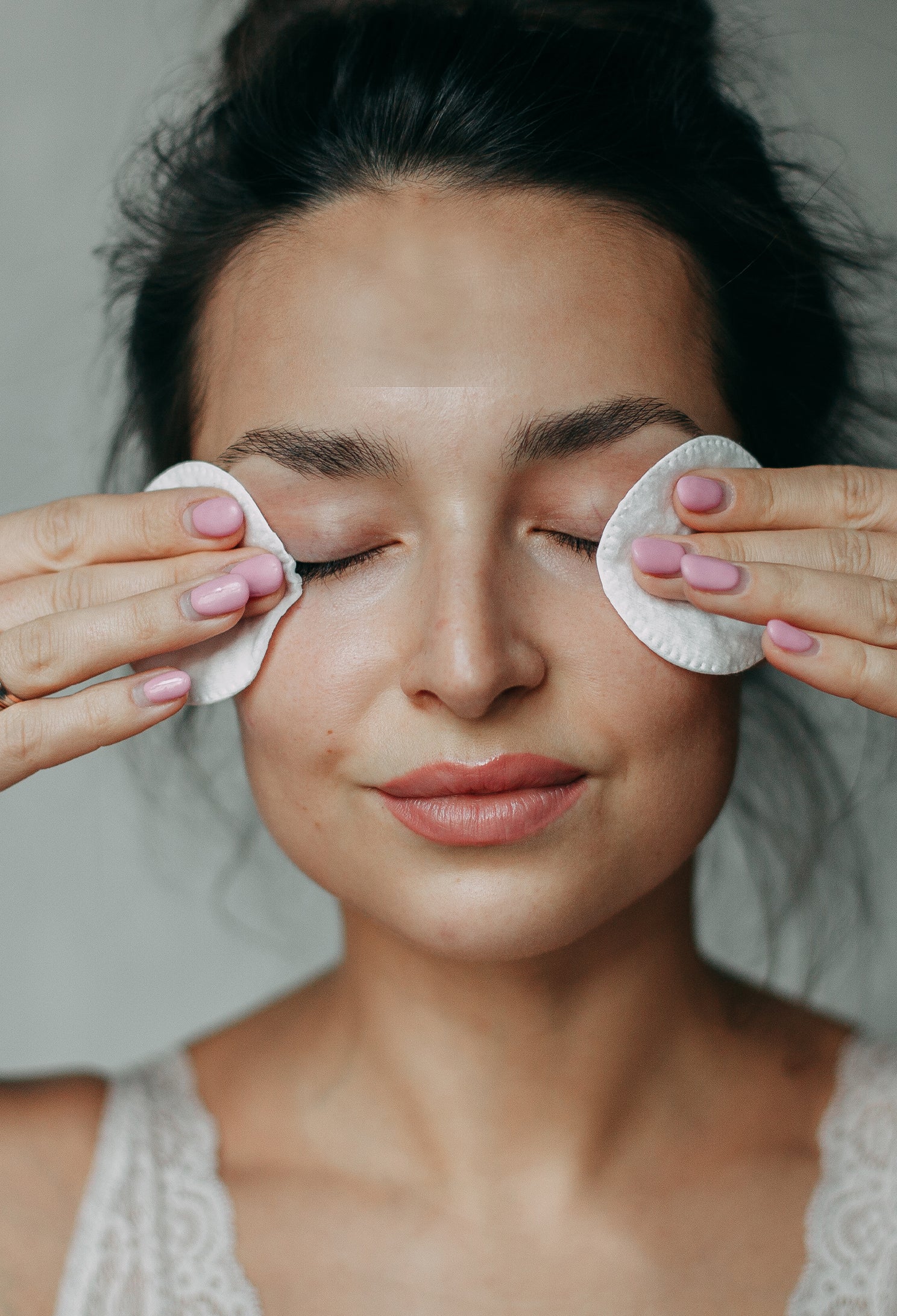 lavera Soft Eye Make-up Remover lors de l'application