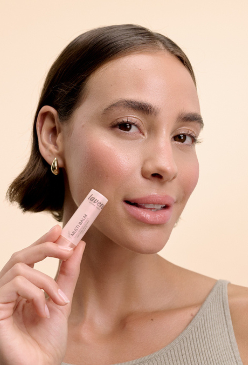 lavera Multi Balm -Soft Sunlight  06- during application