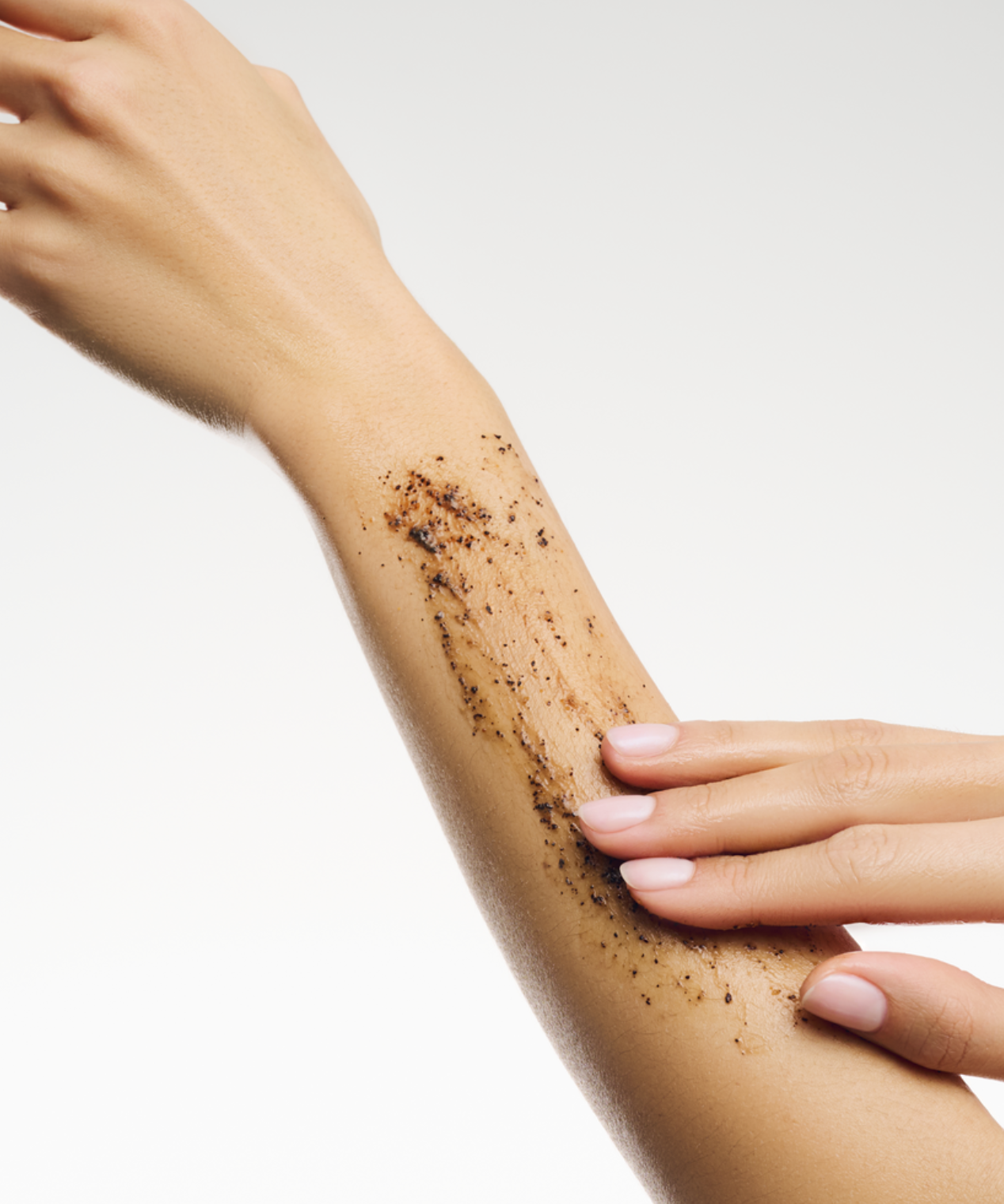 lavera Douche Exfoliante Purify Me lors de l'application