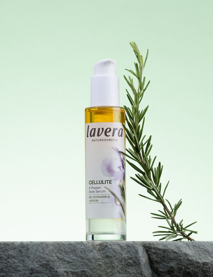 lavera Sérum Cellulite Bi-Phasé lors de l'application